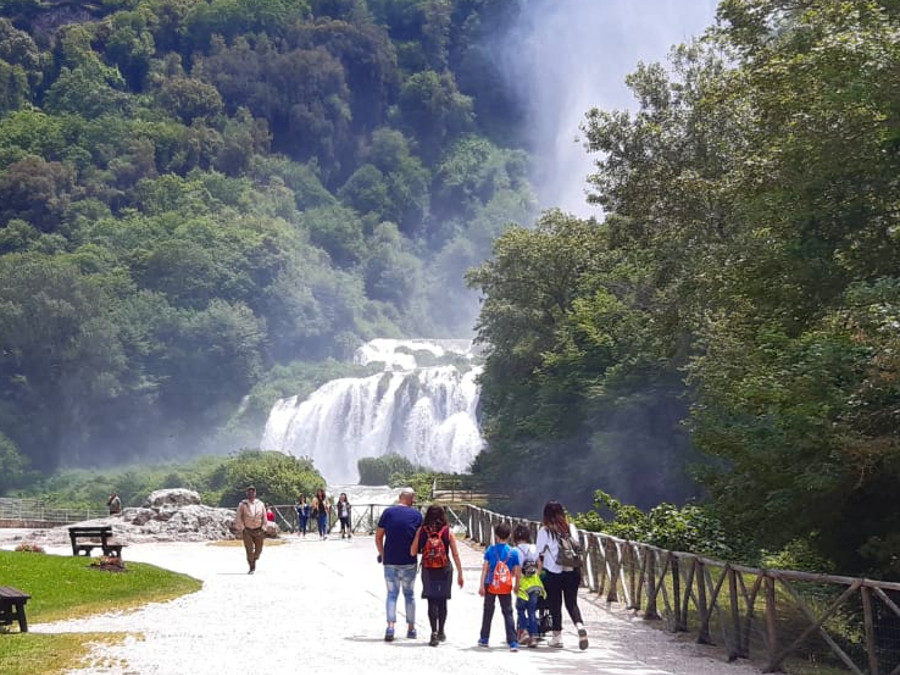 La Cascata delle Marmore, il paese fantasma di Umbriano, il Nera – 22 agosto 2020